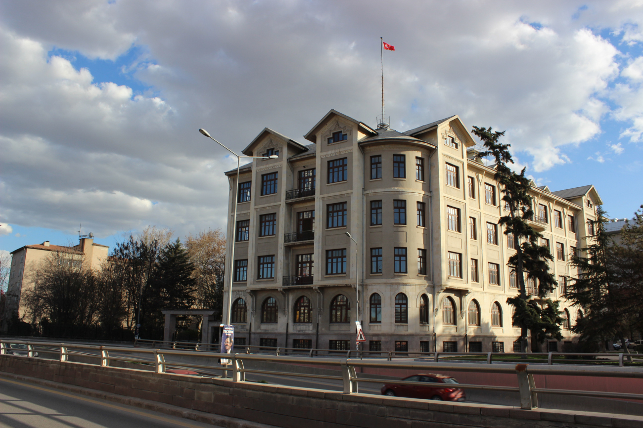 MEDİPOL ÜNİVERSİTESİ ULUS - ANKARA GAR YERLEŞKESİ